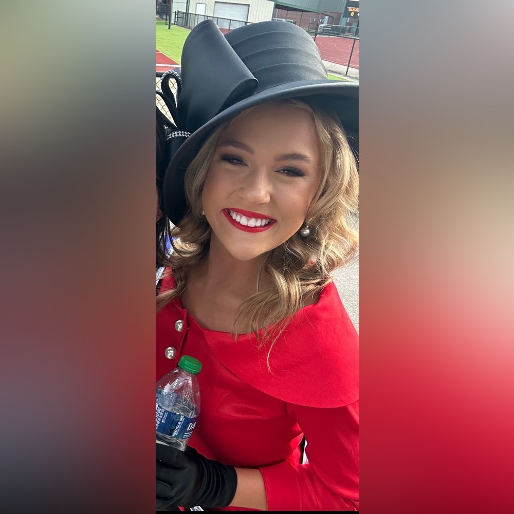 Euc Worn Once For Hoco Court Game Only. Size S, G… - image 2